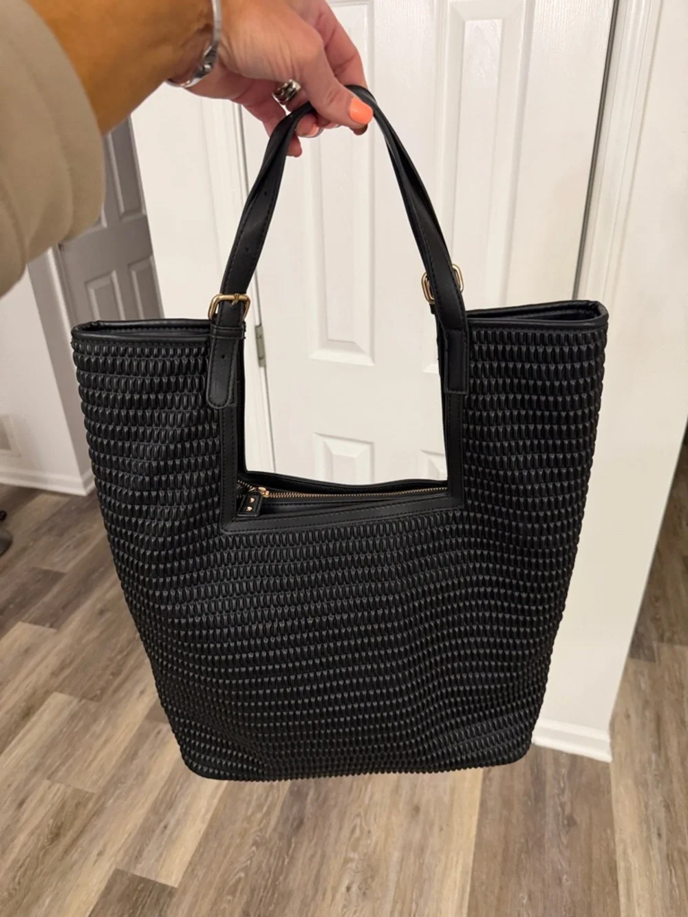 Urban Expressions Aiden Woven large black tote purse - Picture 10 of 12